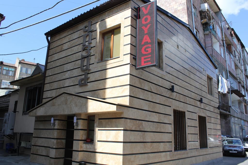Voyage Hotel Erevan Exterior foto