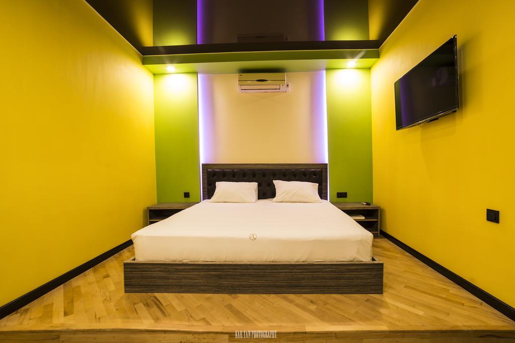 Voyage Hotel Erevan Cameră foto